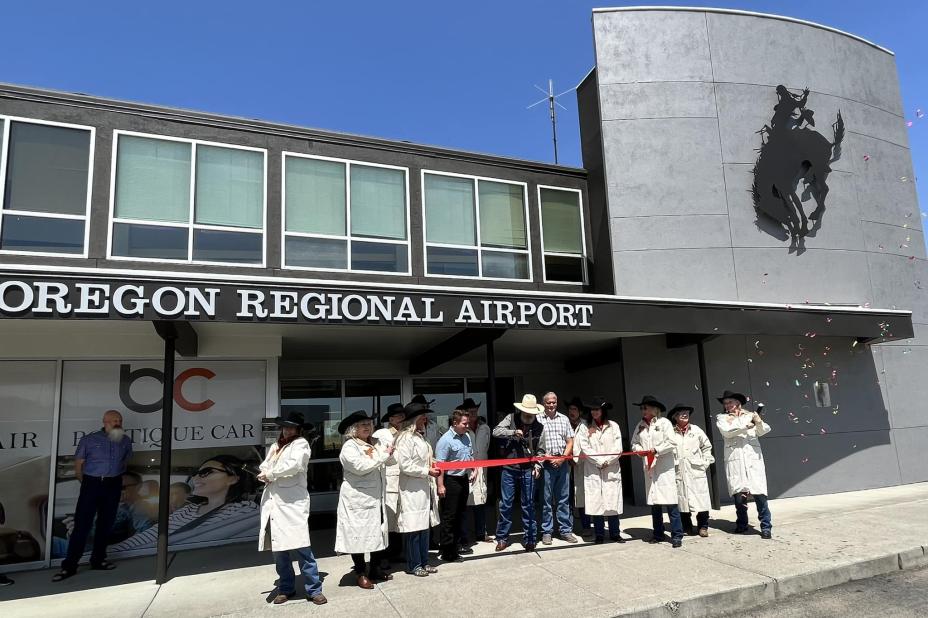 Airport terminal ribbon cutting